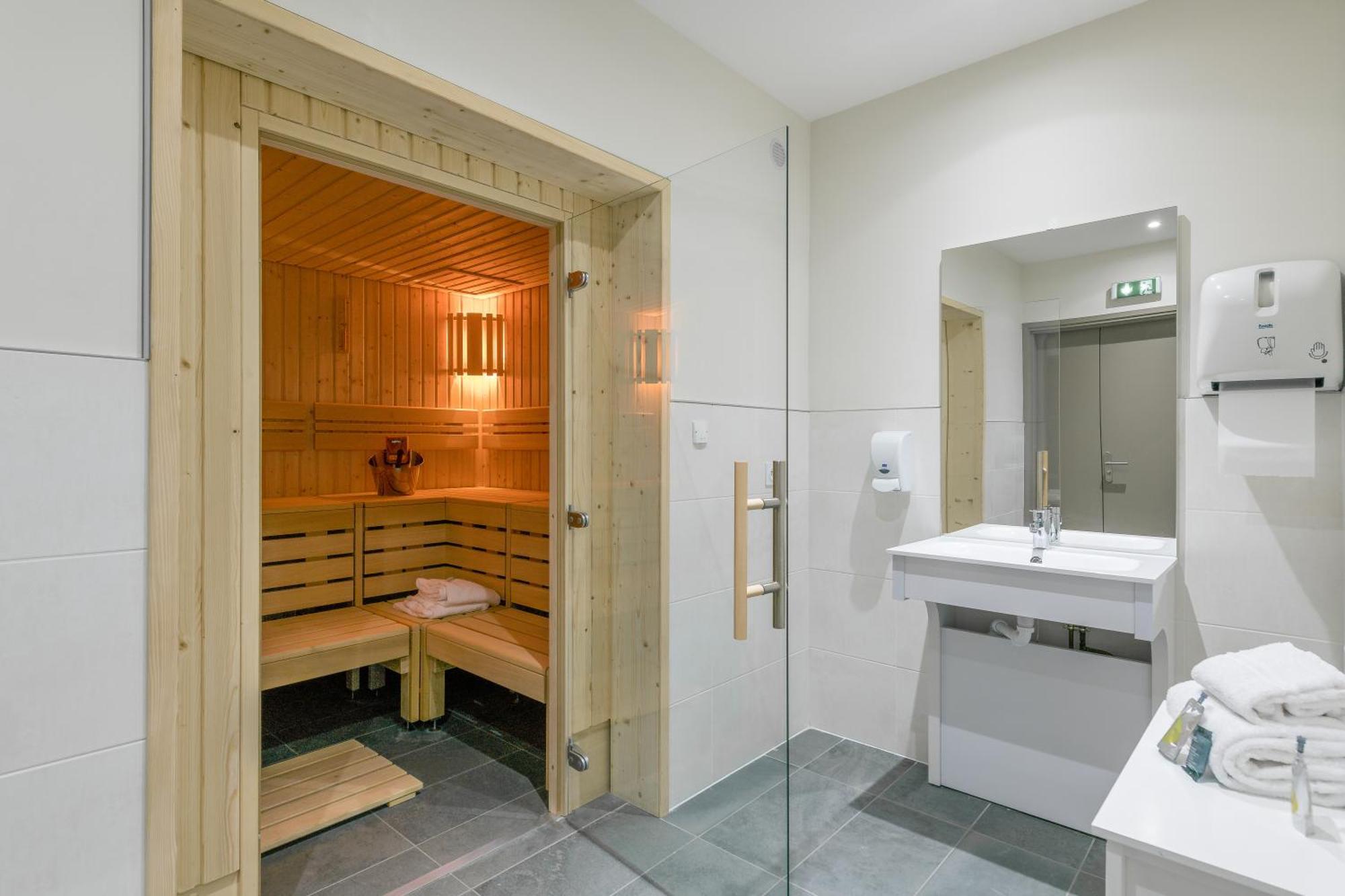 Centre Marne - Gare Saint-jean Apartahotel