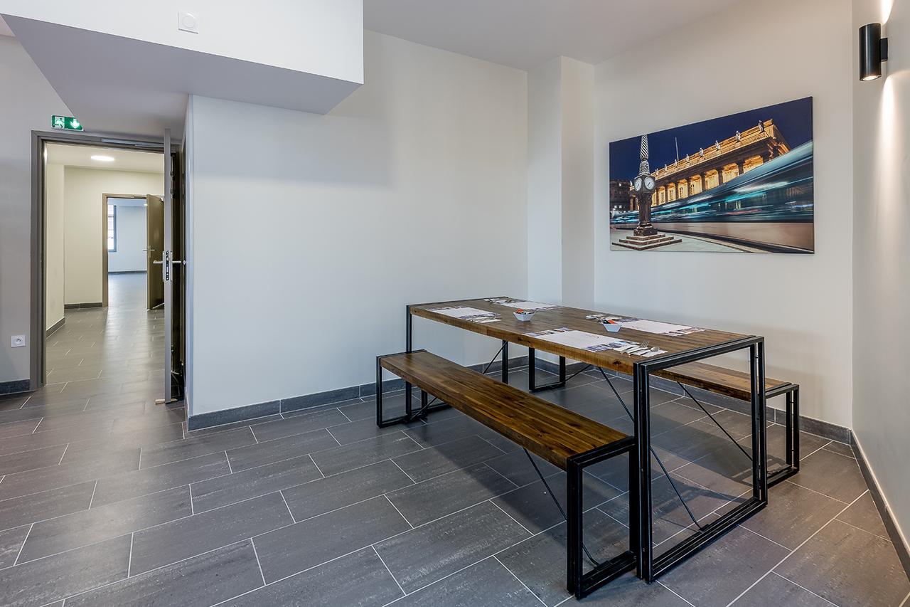 Apartahotel Centre Marne - Gare Saint-jean 3*